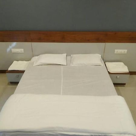Himani Heritage Resorts, Formerly Camp Nishani Holidays Madikeri Exteriér fotografie